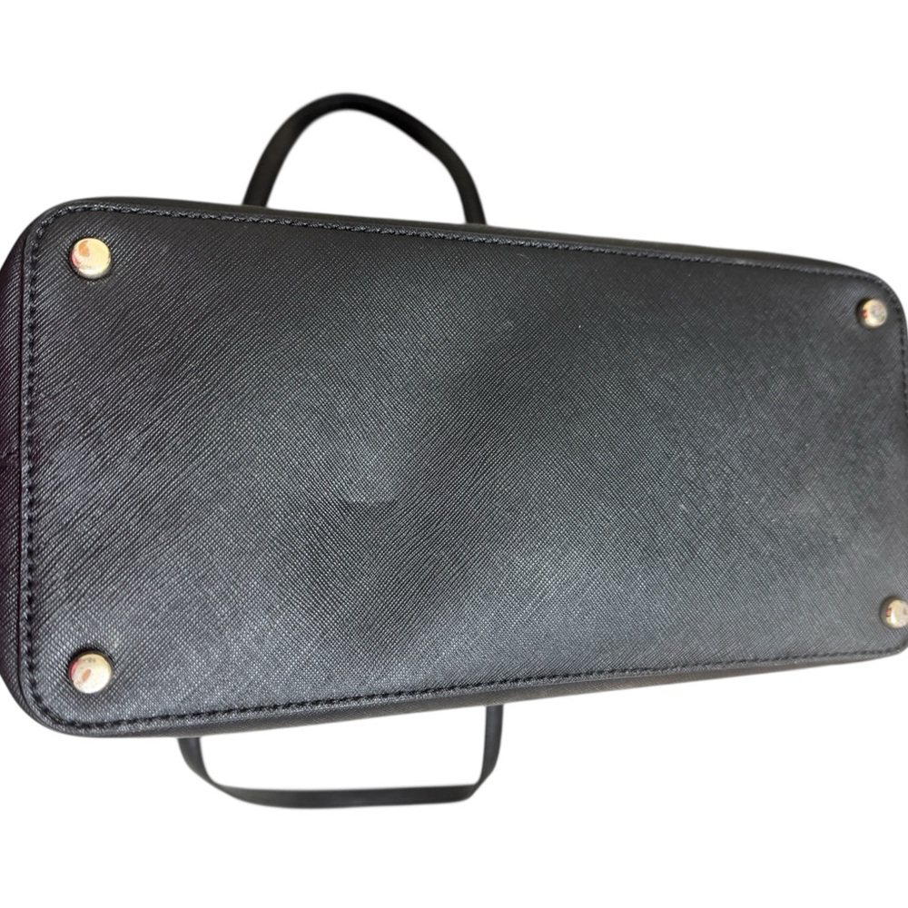 Elegant Black Tote Bag - Picture 8 of 10
